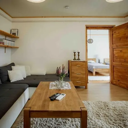 Riinude Kodumajutus *