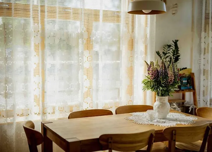 Riinude Kodumajutus * Kuressaare