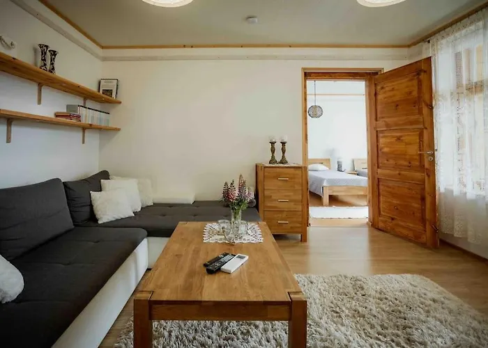 Riinude Kodumajutus *